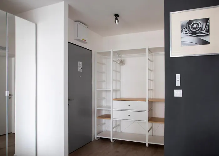 Skyline Designer Flat, Ac & 24-7 Reception Bratislava