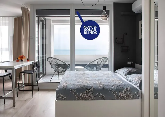 Skyline Designer Flat, Ac & 24-7 Reception