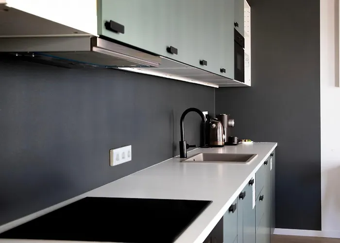 Skyline Designer Flat, Ac & 24-7 Reception Apartman *