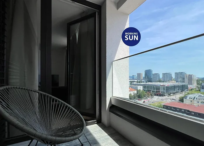 Skyline Designer Flat, Ac & 24-7 Reception Apartman Pozsony