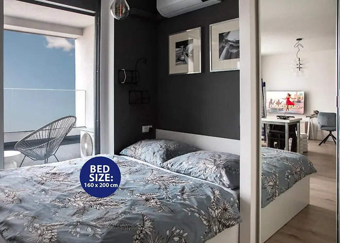 Apartman Skyline Designer Flat, Ac & 24-7 Reception Pozsony